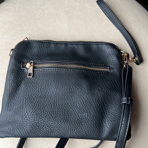 Cute black women’s cross body bag - Picture 4 of 6